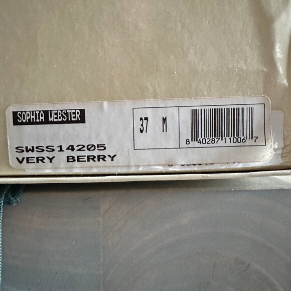 Sophia Webster Patent Leather Butterfly Pump Very Berry — 37 - Picture 8 of 8